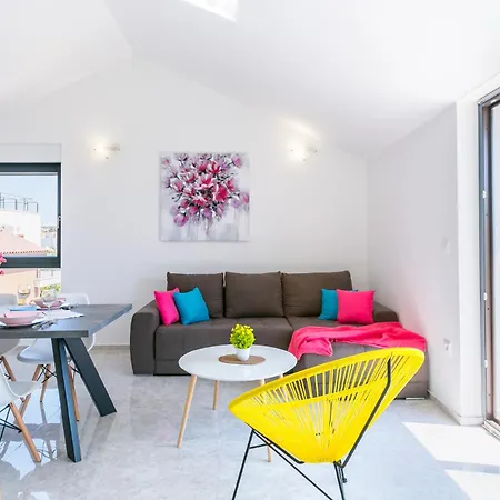 Apartment Nevia - B8 - Mpolo *