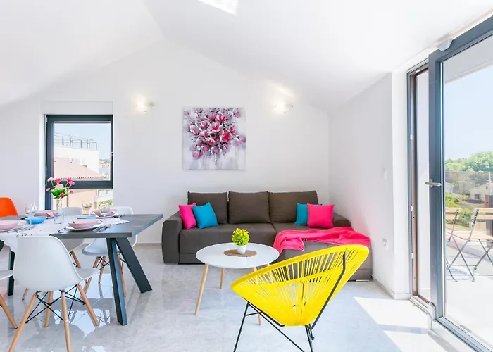 Appartement Nevia - B8 - Mpolo *